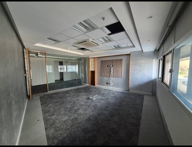 802M² OFFICE TO LET IN SANDTON CENTRAL
